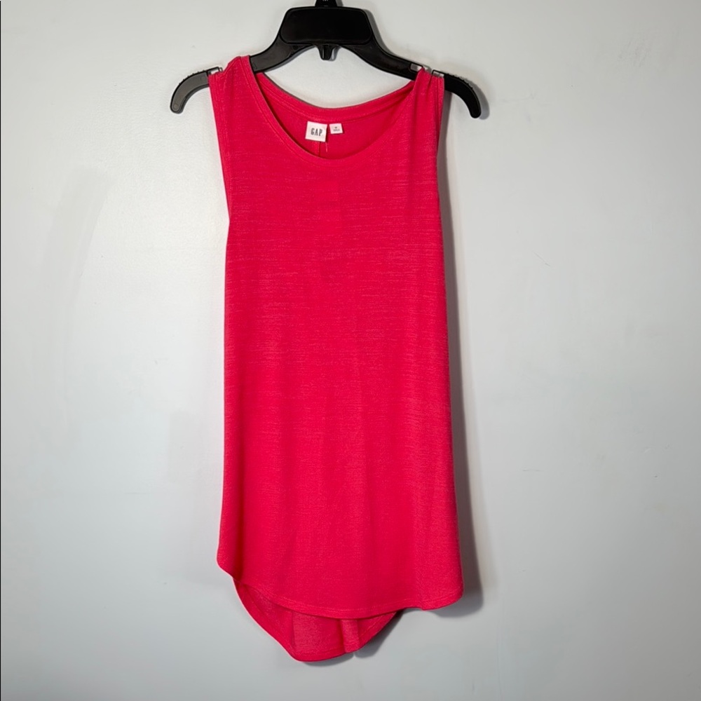 GAP Top Pink Sleeveless Tank Knit Twisted Back Detail in Size M ‎ NWT